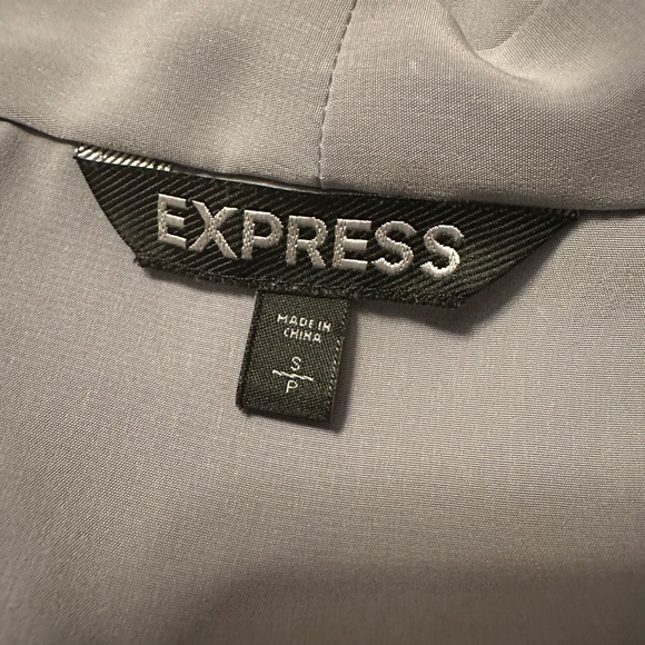 Express gray romper - Picture 9 of 11
